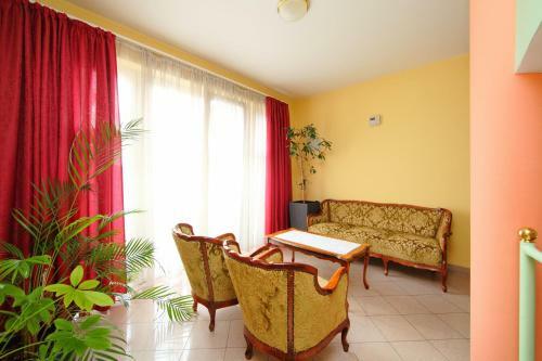 Hostal Balazs Villa