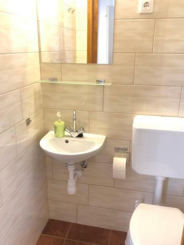 Hostal S�le Apartments & Rooms