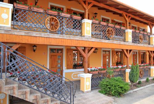 Motel Ber�nyi Fogad�