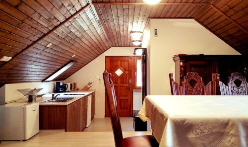 Hostal Villa Teleki