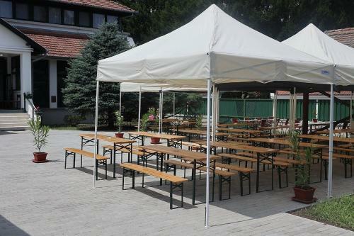 Hostal Szlov�k Panzi�