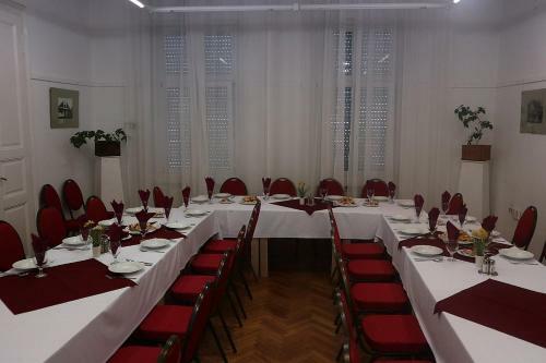 Hostal Szlov�k Panzi�