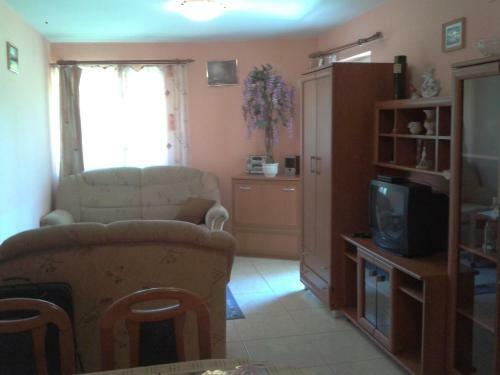 Kis-barbara Apartman