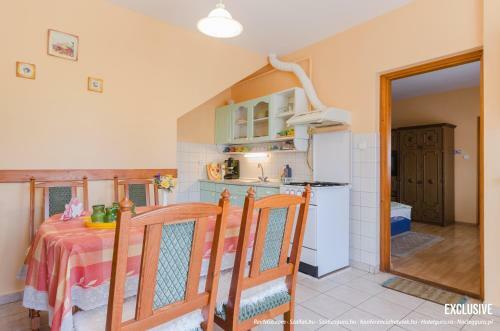Barbara Apartmanh�z