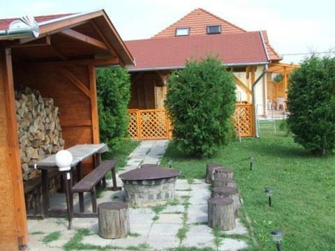 Barbara Apartmanh�z