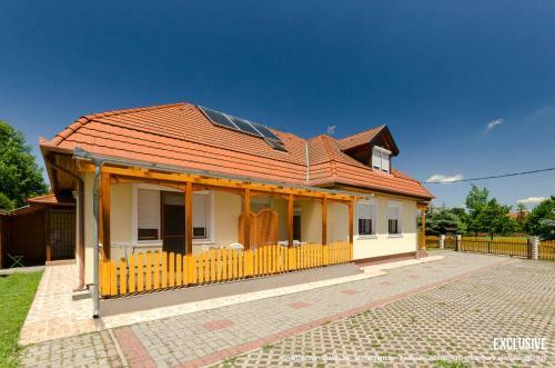 Barbara Apartmanh�z