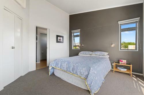 Restful Ruakaka - Ruakaka Holiday Home