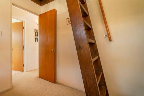 5 O'clock Somewhere - Tairua Holiday Home