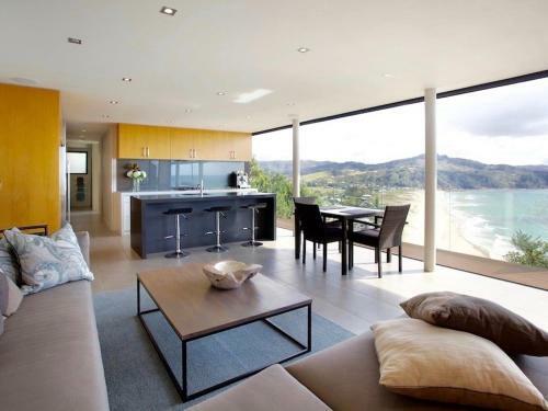 The Lookout - Tairua Holiday Home
