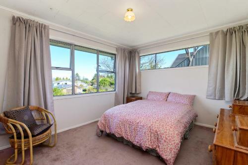 Taupo View Rendezvous - Taupo Holiday Home