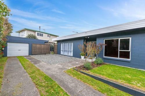 True Blue - Taupo Holiday Home