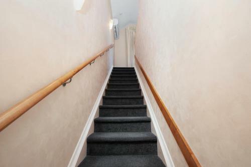 Hart's Place - Taupo Central Holiday Unit