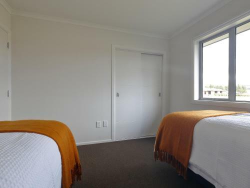 Acaia Lodge - Te Anau Holiday Home