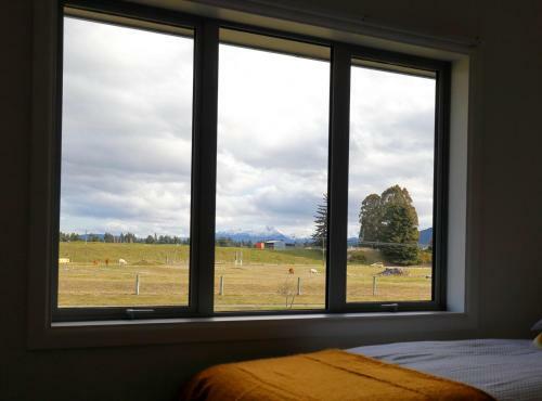 Acaia Lodge - Te Anau Holiday Home