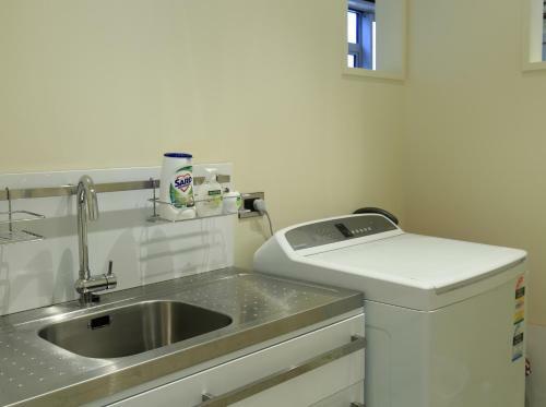 Luxury On Howden - Te Anau Holiday Home
