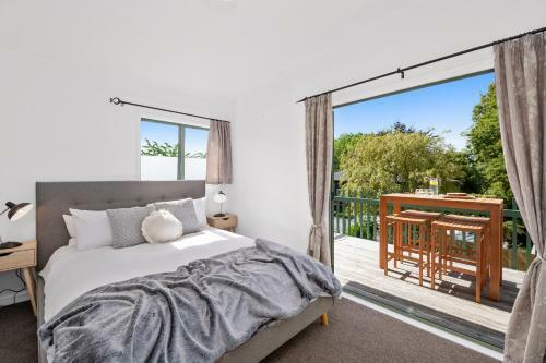 Weka Lodge - Taupo Holiday Home