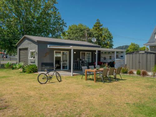 The Bach - Whangamata Holiday Property