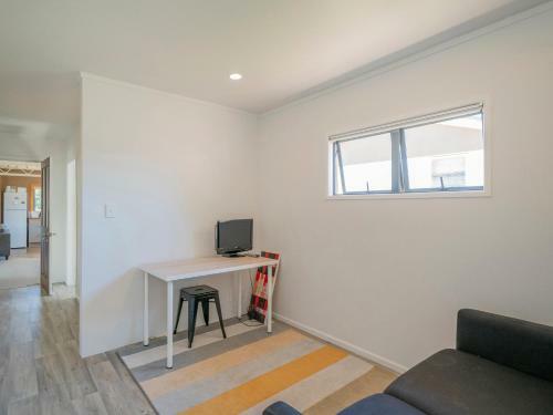 Fun In The Sun - Whangamata Holiday Home
