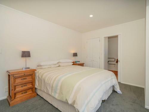 Fun In The Sun - Whangamata Holiday Home