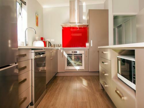 Belair Bach - Whitianga Holiday Home