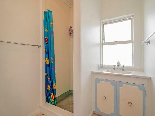 Scotts Base - Whiritoa Beach Holiday Home