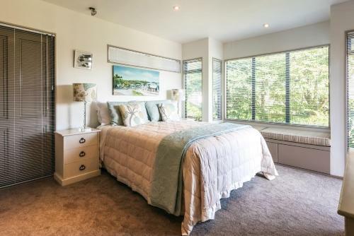 Seadream Villa