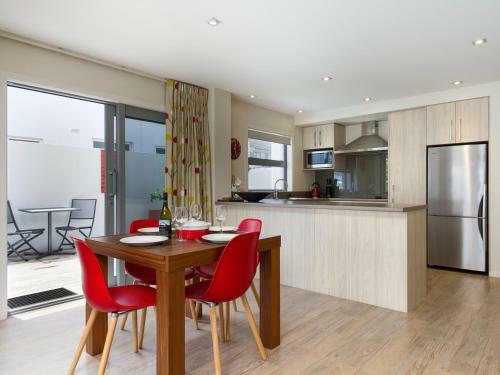 Harbourside - Mt Maunganui Holiday Apartment