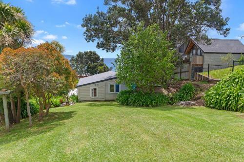 Hidden Cove Gem - Langs Beach Holiday Home