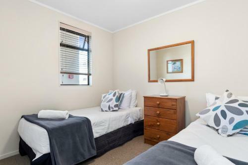 Beach Retreat On Pilot Bay - Mount Maunganui Apartment