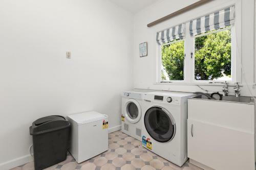 Pitau Paradise - Mt Maunganui Holiday Home