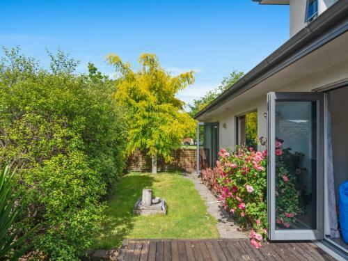 Holdens Bay Retreat - Rotorua Holiday Home