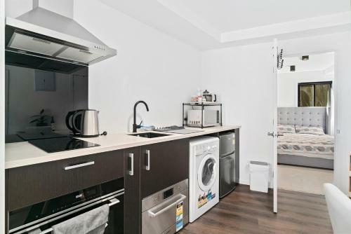 Central Suite - Queenstown Holiday Apartment