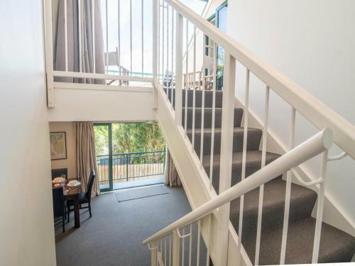 Jolie - Akaroa Holiday Home