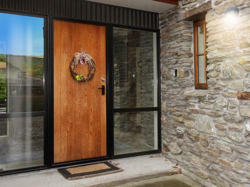 Maytime Cottage - Arrowtown Holiday Home