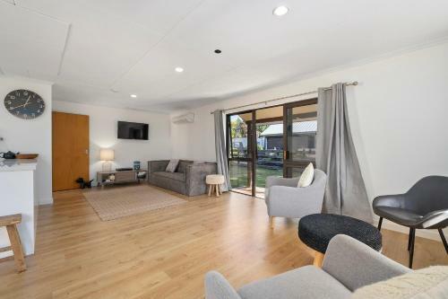 Rees On Reid - Arrowtown Holiday Home