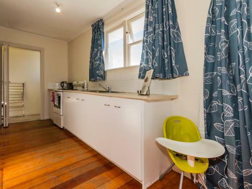 Goldfinch Goodie - Ohakune Holiday Home