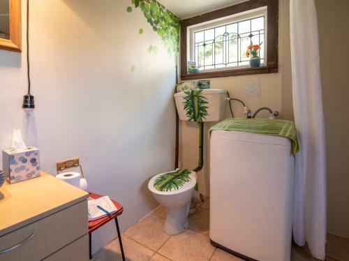 Manaia Cottage - Akaroa Holiday Home