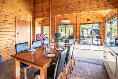 Akaroa Escape - Akaroa Holiday Home