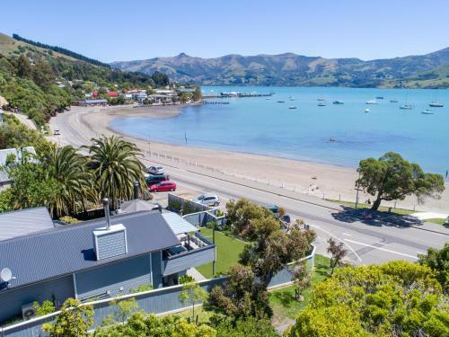 Paradise Palms - Akaroa Holiday Apartment
