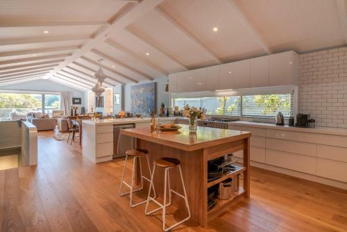 Paradise Palms - Akaroa Holiday Apartment