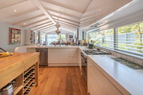Paradise Palms - Akaroa Holiday Apartment
