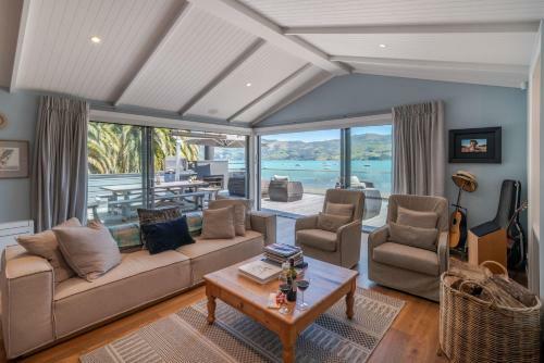 Paradise Palms - Akaroa Holiday Apartment