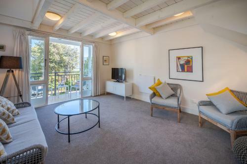 Akaroa Rendezvous - Akaroa Holiday Apartment