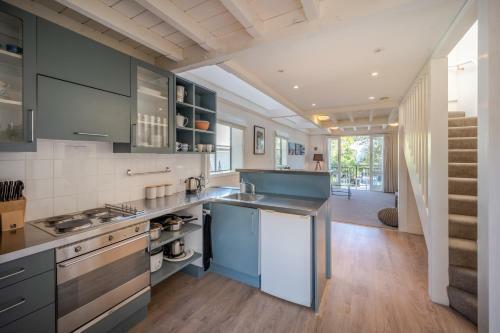 Akaroa Rendezvous - Akaroa Holiday Apartment