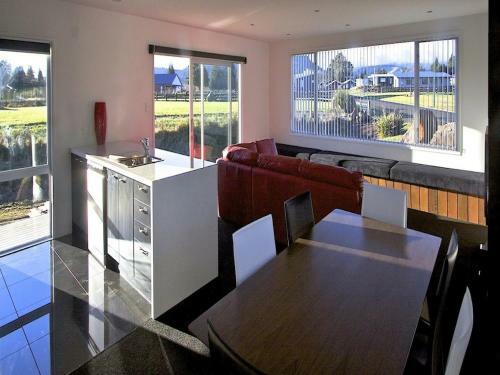 Spa Chillax - Ohakune Holiday Home