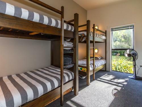 Aspen On Park Avenue - Ohakune Holiday Home