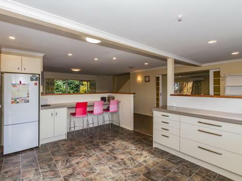 Raetihi Garden Spa Villa - Raetihi Holiday Home