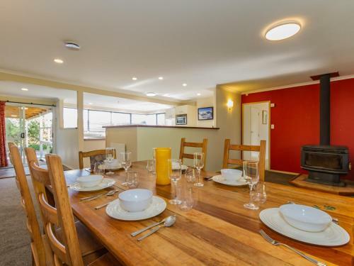 Raetihi Garden Spa Villa - Raetihi Holiday Home