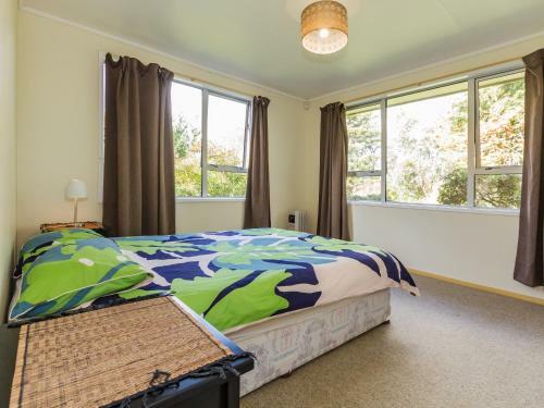 Raetihi Garden Spa Villa - Raetihi Holiday Home