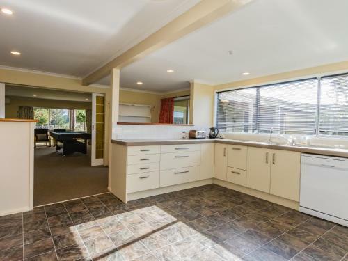 Raetihi Garden Spa Villa - Raetihi Holiday Home